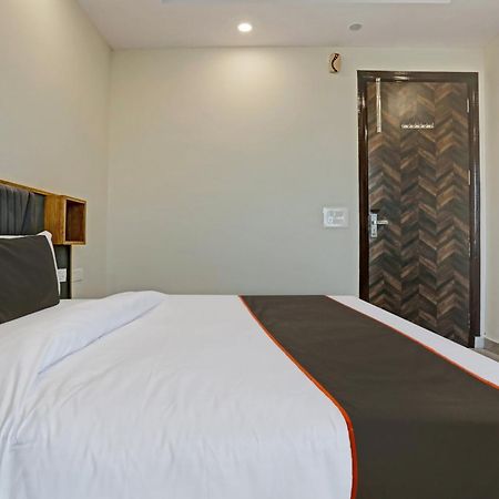 Townhouse Vip Grand 호텔 델리 외부 사진
