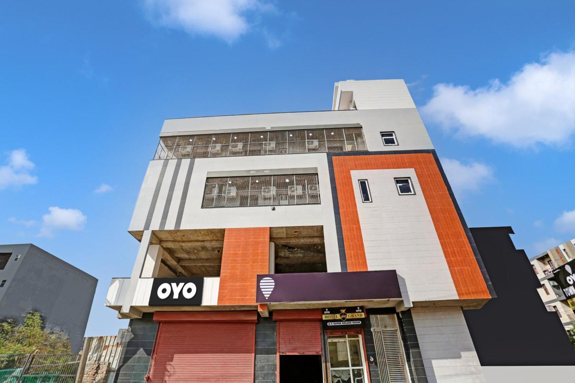 Townhouse Vip Grand 호텔 델리 외부 사진
