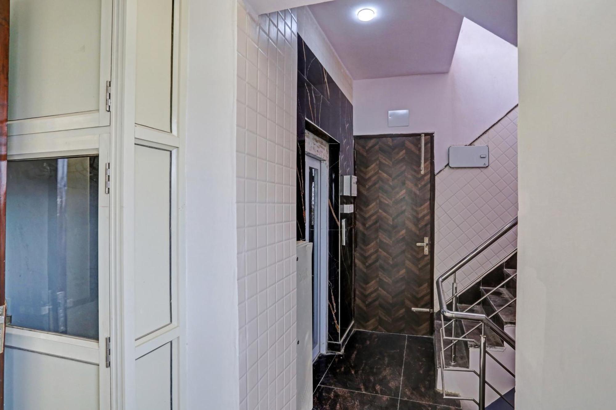 Townhouse Vip Grand 호텔 델리 외부 사진