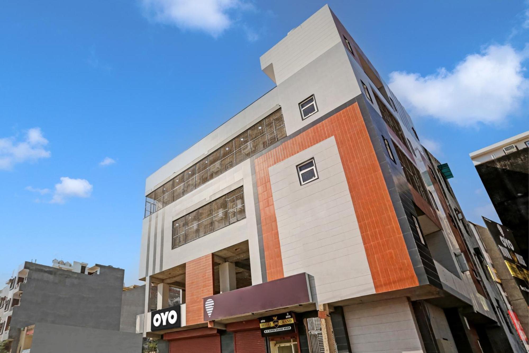 Townhouse Vip Grand 호텔 델리 외부 사진