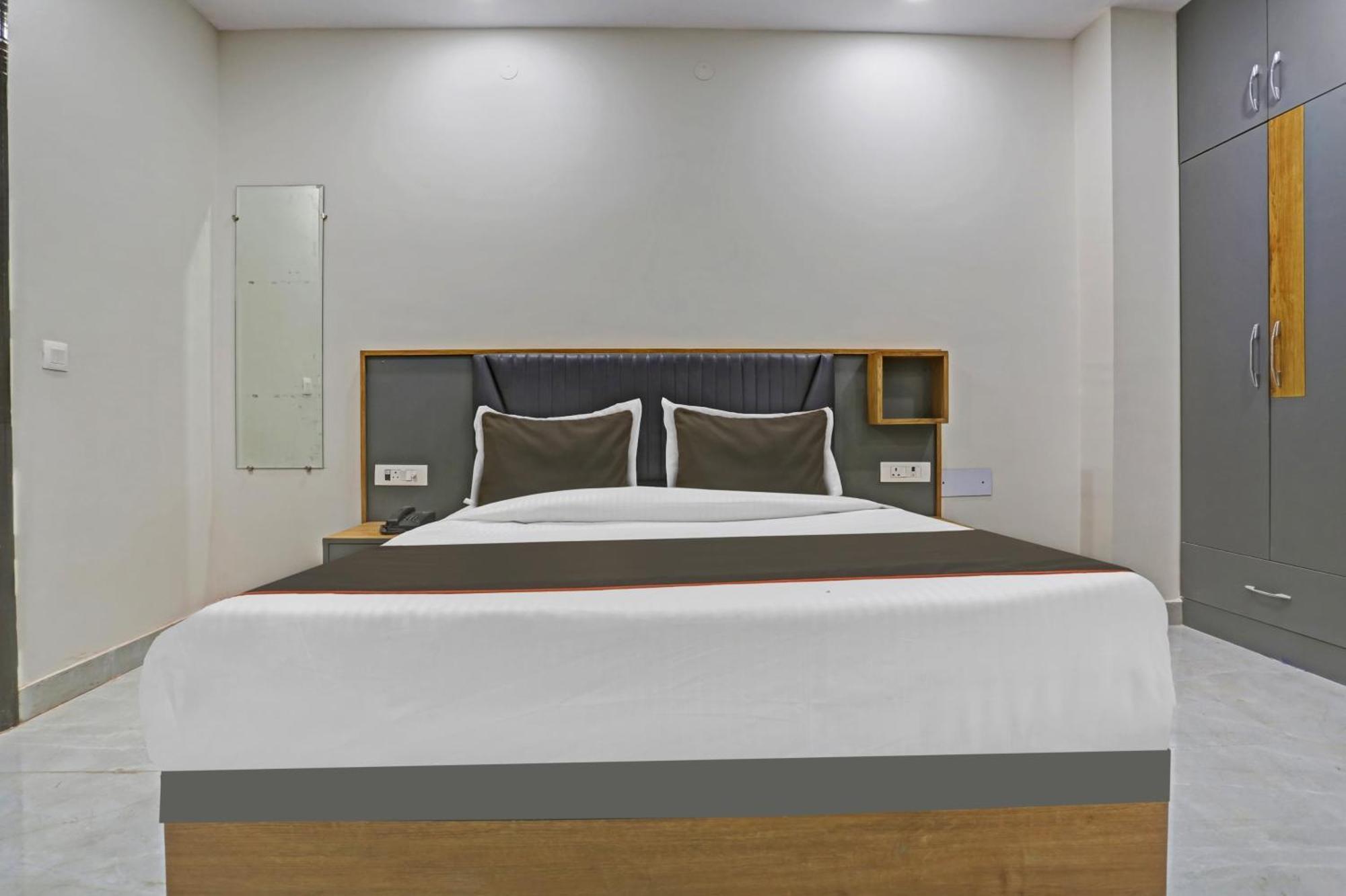 Townhouse Vip Grand 호텔 델리 외부 사진