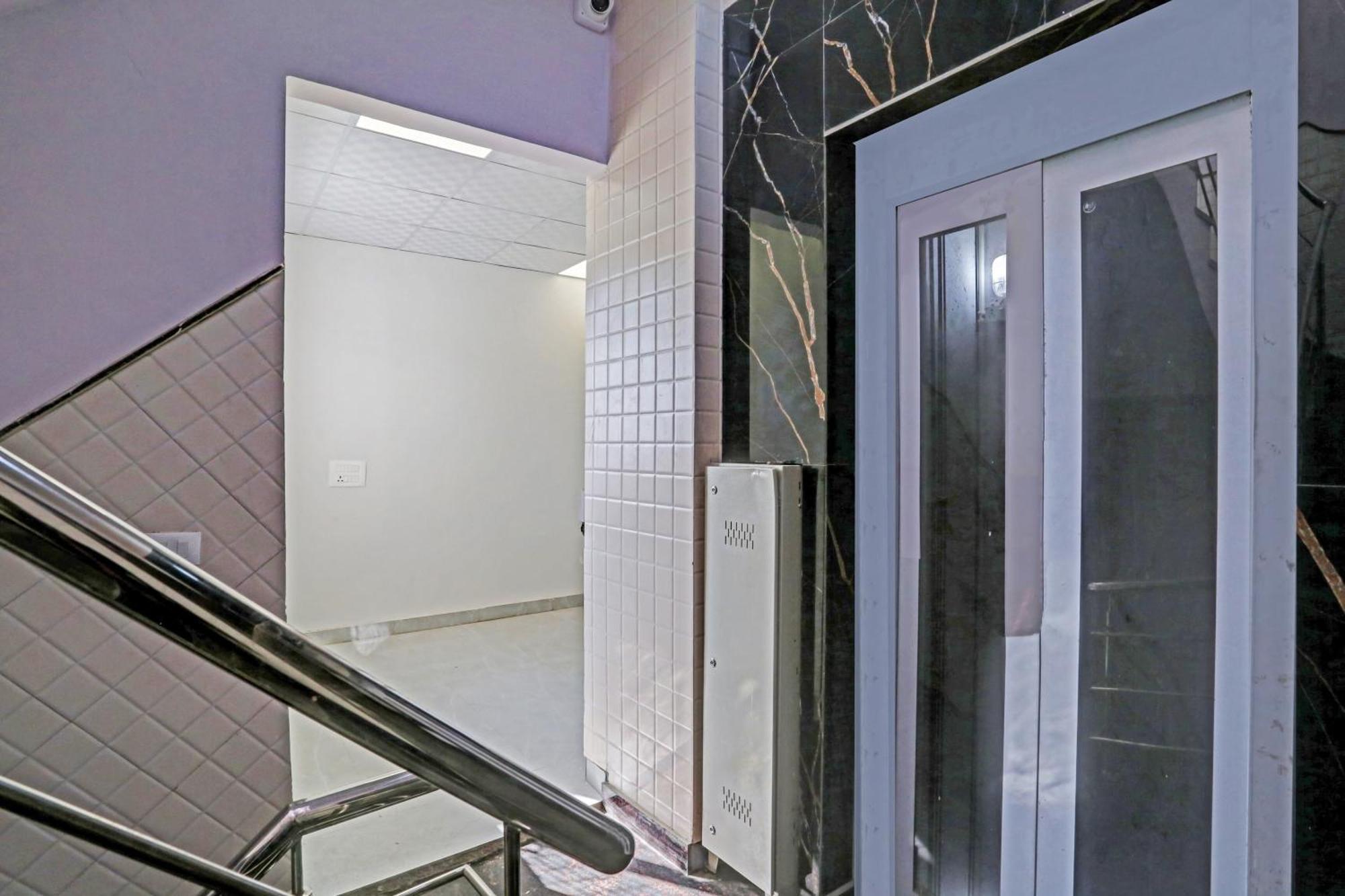 Townhouse Vip Grand 호텔 델리 외부 사진